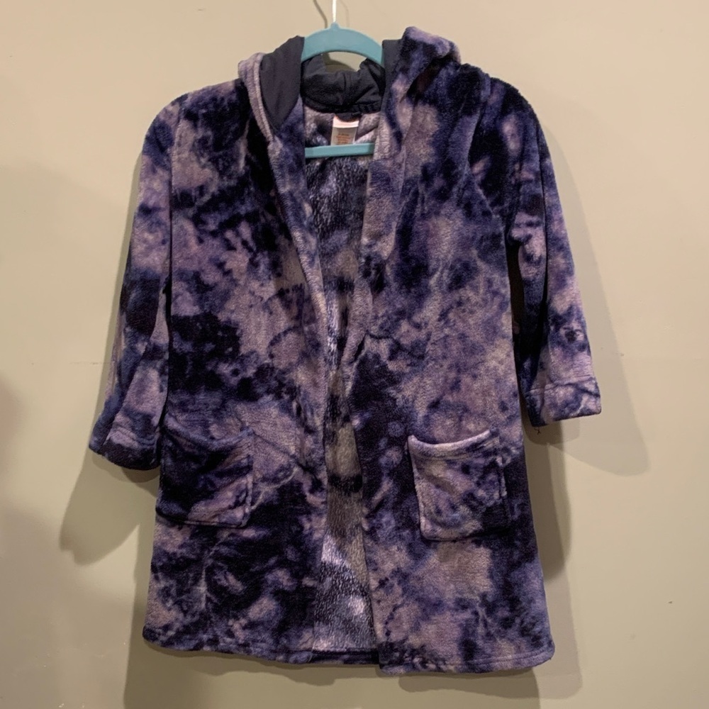 Unisex Cat & Jack Black and Purple Tie-Dye Fleece Robe Girls or Boys Medium 8/10